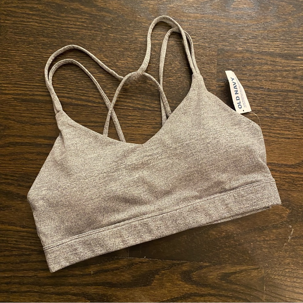 old navy sports bra NWT